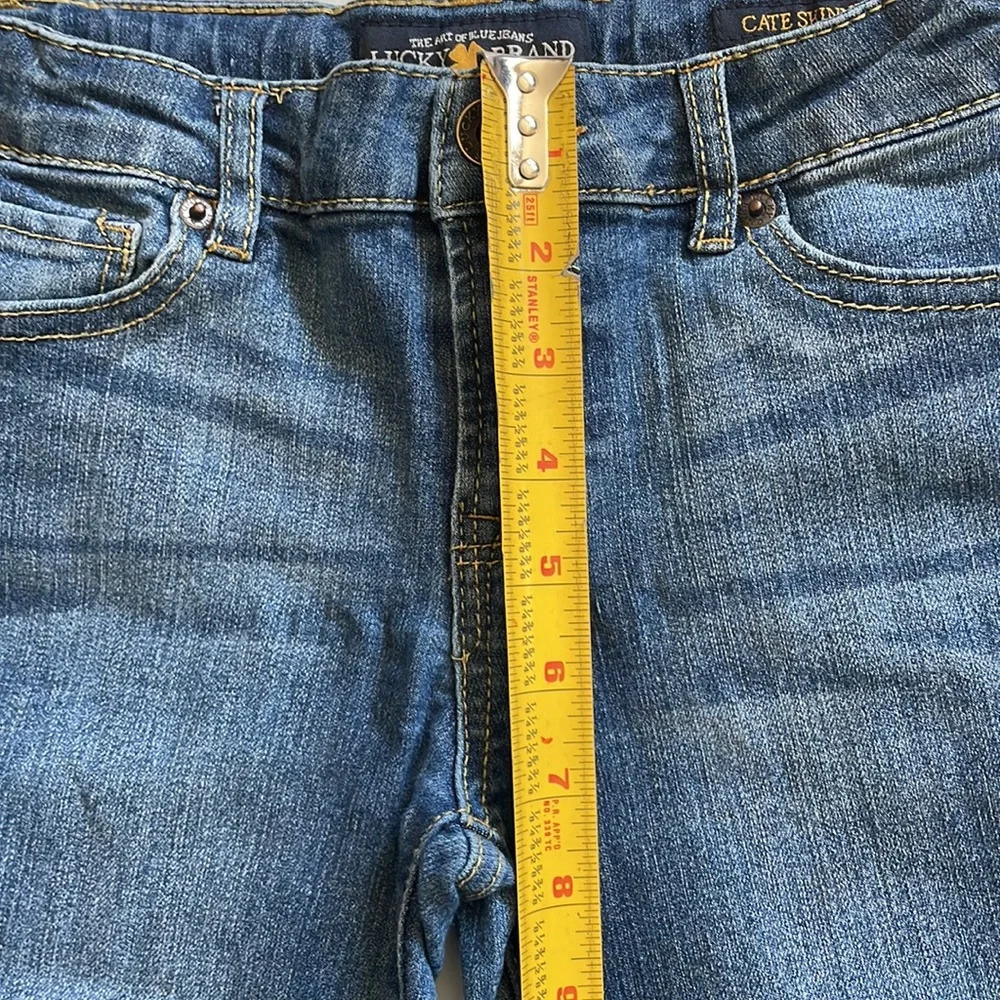 Lucky brand Cate skinny girls jean.  Size 10